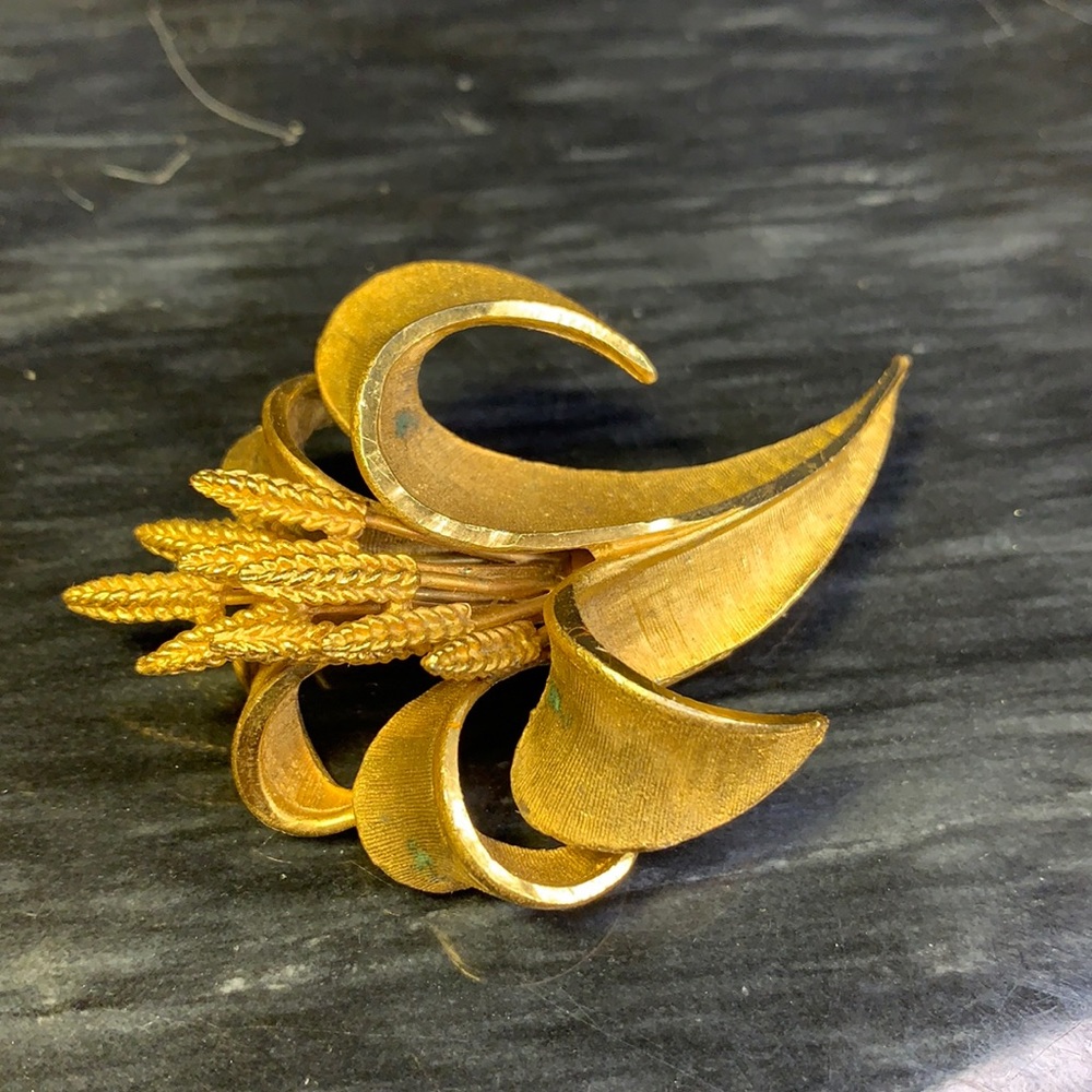 BSK wheat/husks vintage brooch preloved stamp RARE